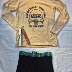 Combo hombre remera manga larga + 2 perfumitas + bóxer lody