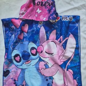 Poncho infantil de Angel y Stitch